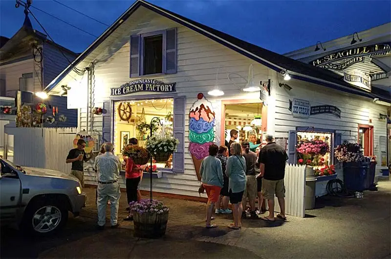 Downeast Ice Cream Factory in Boothbay Harbor, Maine