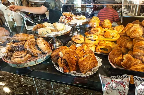 Mornings in Paris Cafe in Kennebunkport, Maine