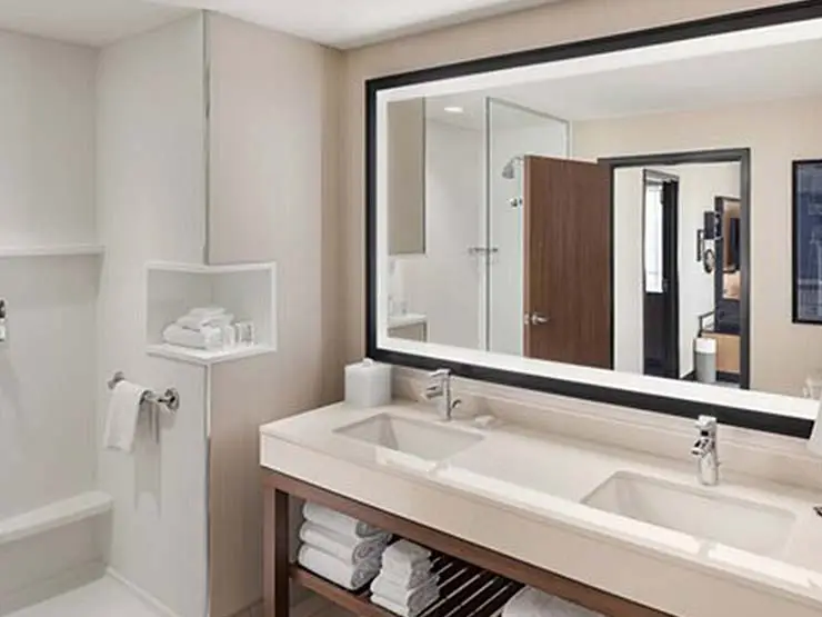 Courtyard by Marriott Downtown Portland Maine