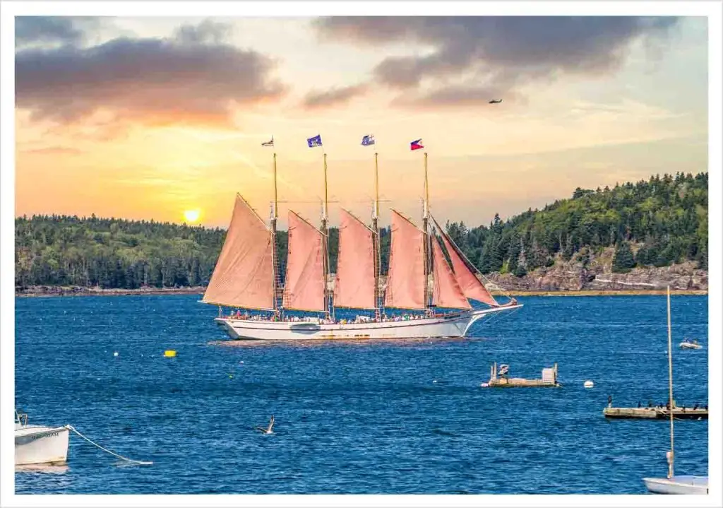 Windjammer Margaret Todd under sail in Frenchman's Bay in Bar Harbor, Maine